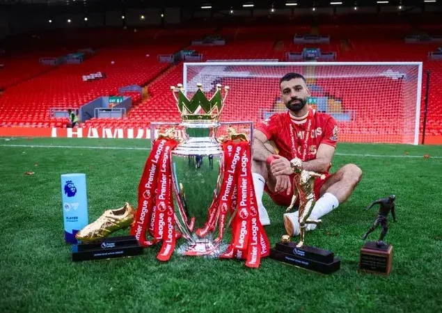 دلخوری یونایتدها از کاسمیرو: توپ طلا برای صلاح؟