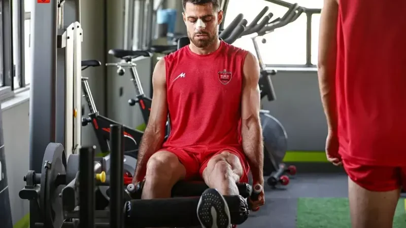 شماره هشت پرسپولیس با بینی شکسته در تمرین