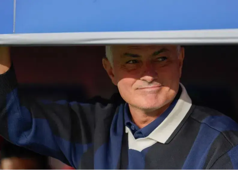 کاسبی 100 میلیون یورویی مورینیو از اخراج!