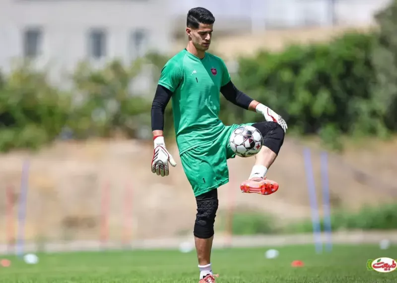 شعارهای توهین‌آمیز علیه پیام نیازمند!