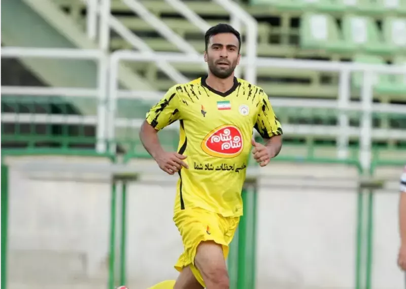 ارسلان مطهری بازی پرسپولیس را از دست داد