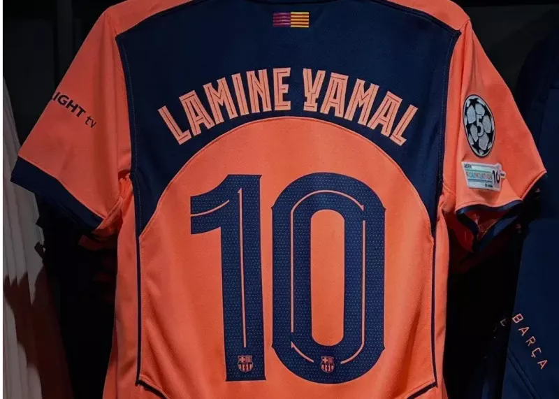 پیراهن سوم بارسا: نارنجی به یاد شکوه قدیم!