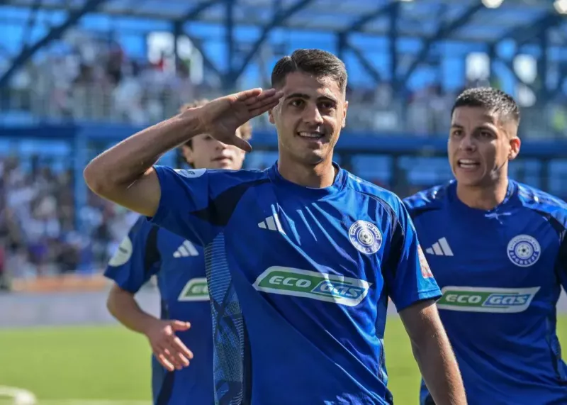 سعید سحرخیزان آبی پوش شد