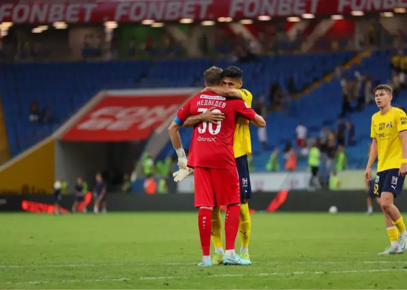 محبی بدون گل هم جشن گرفت!