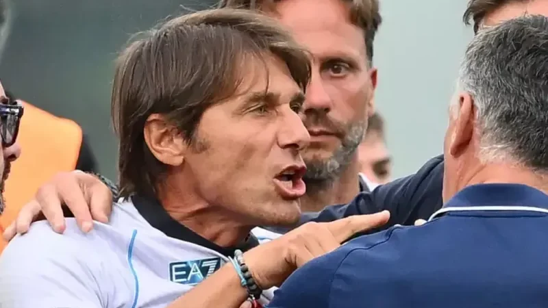 خشم شدید کونته: بازیکنان من را نزنید!