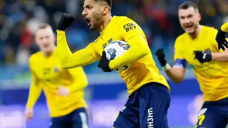 محبی پس از اخراج جنجالی برگشت!