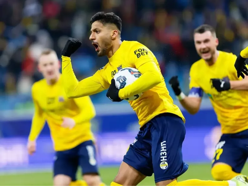 محبی پس از اخراج جنجالی برگشت!