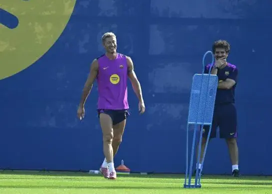 جلسه ویژه فلیک با ستاره مصدوم بارسلونا