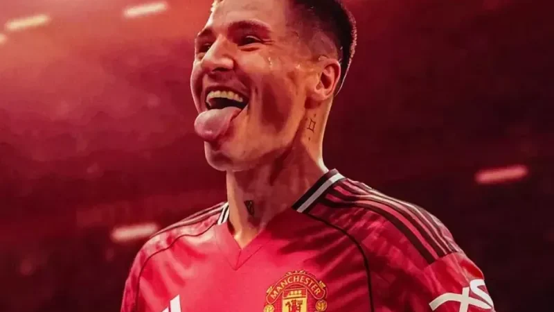 ششکو به یونایتد پیوست!