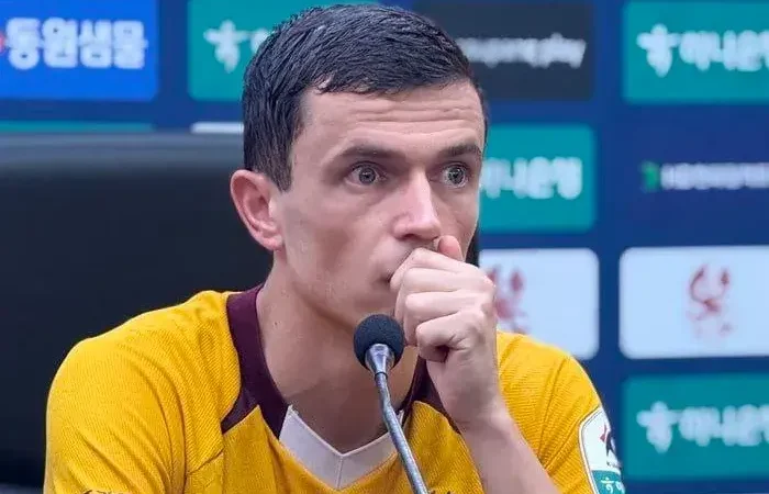 فوری: توافق استقلال و تیم کره ای، یاسر آسانی به تهران آمد