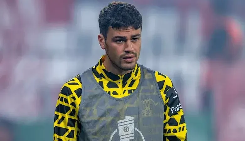 گلادباخ ستاره دورتموند را جذب کرد