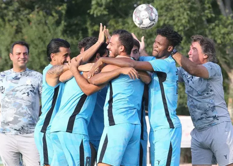 دیدار دوستانه استقلال و چادرملو لغو شد