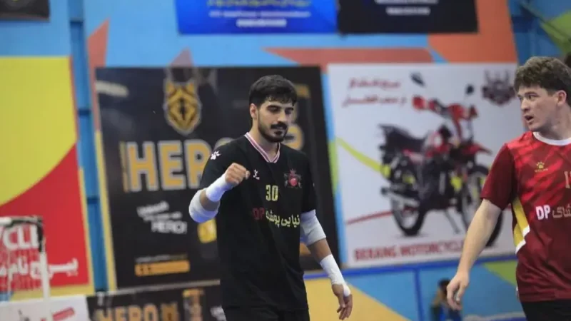 بازگشت لژیونر با دستکش طلایی افغانستان به لیگ برتر