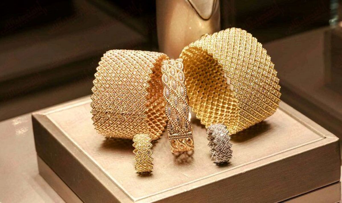 قیمت طلا، سکه و دلار امروز ۸ مهر ۱۴۰۴؛ طلا بالا کشید، انس جهانی باز هم رکورد شکست