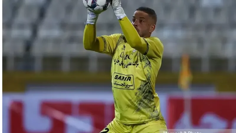 گلر برزیلی چادرملو صدرنشین دستکش طلایی