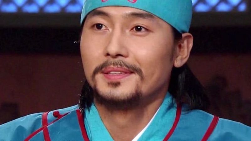 عکس| سفر زمان؛ چهرۀ «سونگجو، محافظ امپراتور گوموآ» (سریال جومونگ) در عکس‌های شخصی‌اش