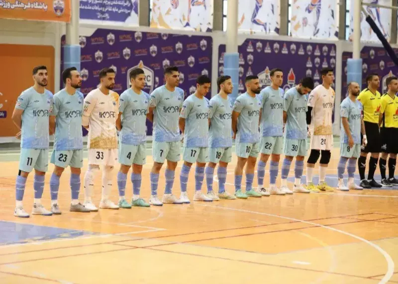 با سه شکست خانگی: میزبانی که امتیاز پخش می‌کند