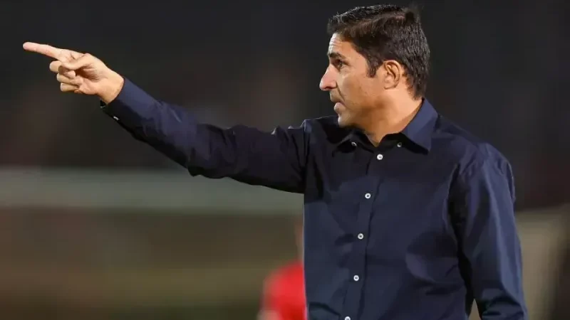 هاشمیان و تعویض بیفوما: بازیکنان دیگری هم داریم!