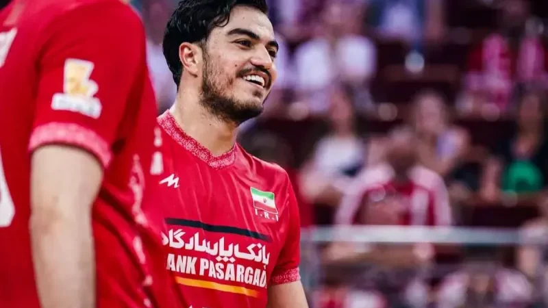 پدیده والیبال ایران روی دست کاپیتان تیم‌ملی بلند شد