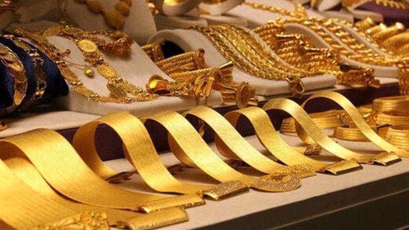 طلا سقوط کرد/ قیمت جدید طلای جهانی امروز ۴ مهرماه ۱۴۰۴