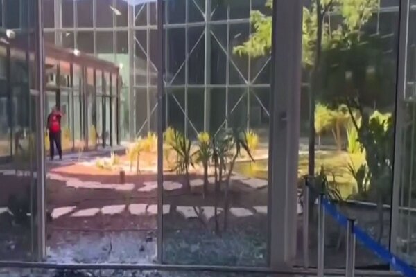 فرودگاه رامون پس از حمله پهپادی یمن+فیلم