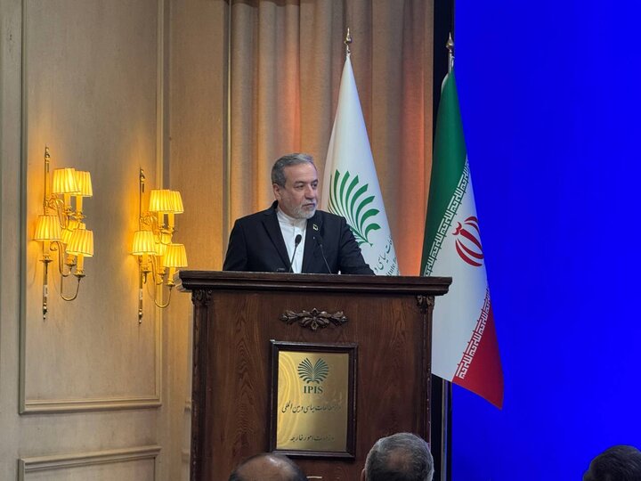 عراقچی: ایران قربانی یکجانبه‌گرایی و ماجراجویی‌های خطرناک آمریکا است