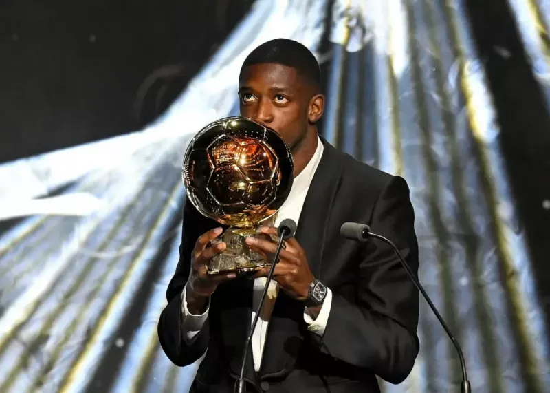 از دوشنبه با توپ طلا می‌خوابم!