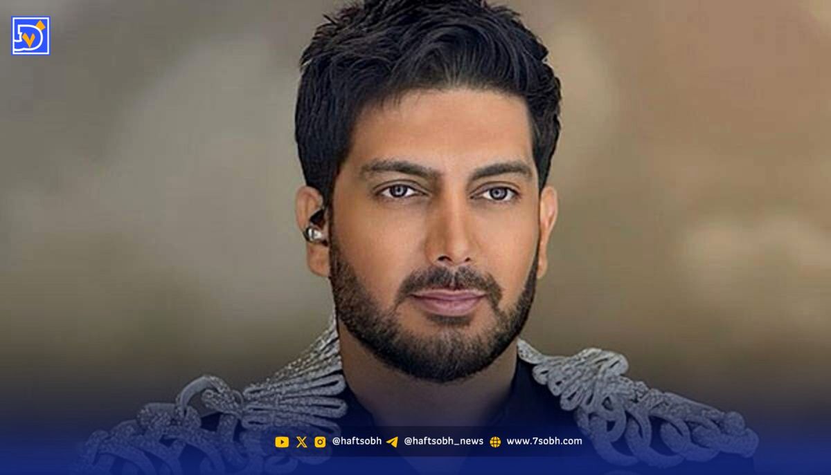 نگاهی به کمد لباس و استایل فرزاد فرزین در کنسرت ها