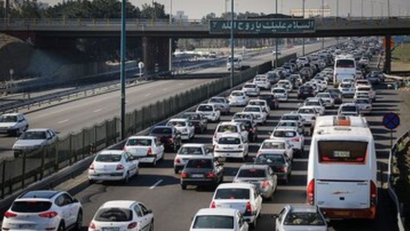 ابر ترافیک باورنکردنی در آزادراه تهران شمال + فیلم