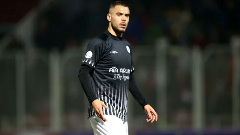 احتمال خانه نشینی آلوز تا نیم فصل وجود دارد