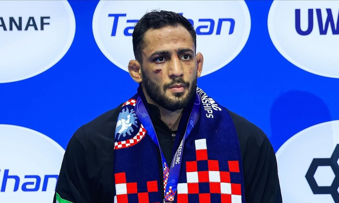 قاب امروز| عذرخواهی صورت زخمی، قلدر مثل محدثه، قدرشناس مثل بهنوش و عکس‌هایی برای تمدد اعصاب