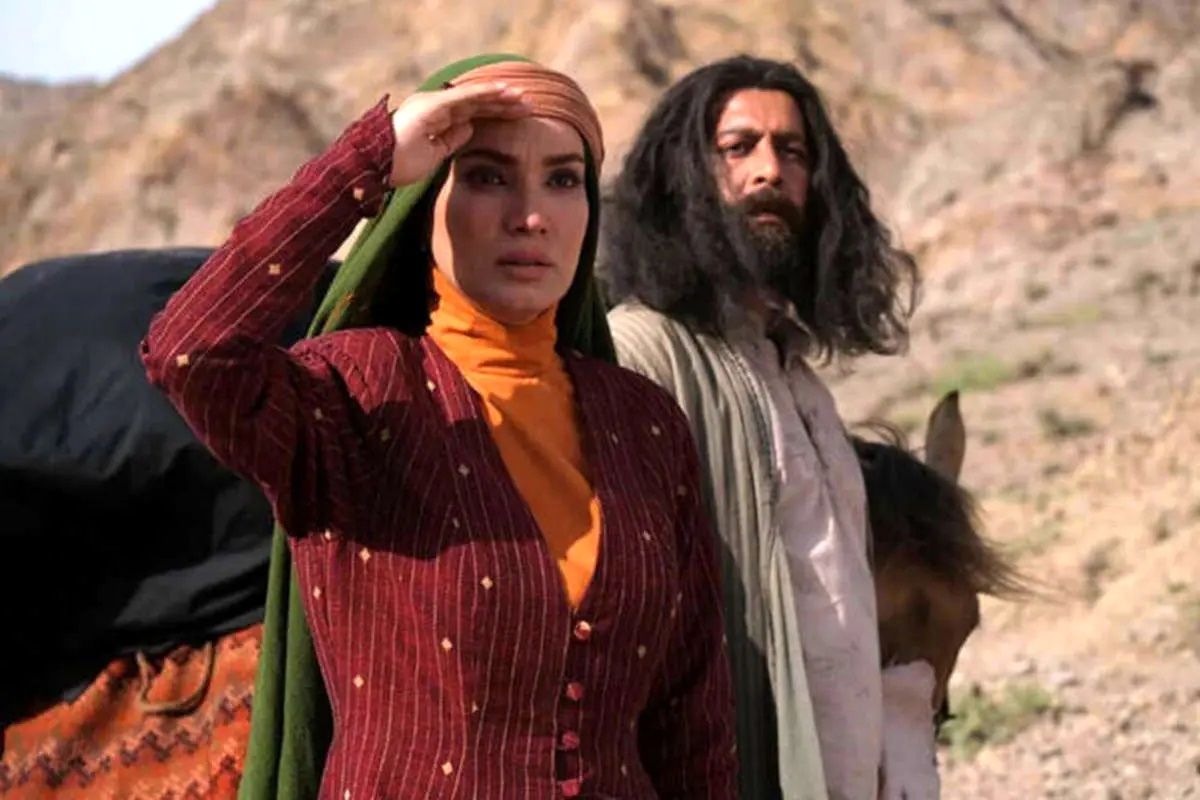 عکس| سفر زمان؛ «متین ستوده» همسر کامران تفتی در اتاق گریم سریال «مهیار عیار»