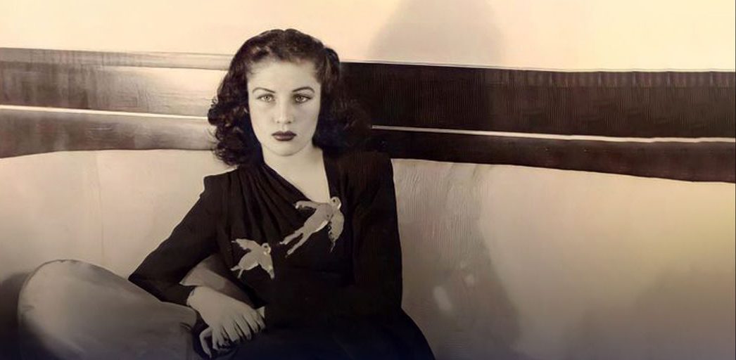 قاب تاریخ| فوزیه شاهزاده مصری و شهناز کوچک، کافه‌ نوستالژیک پارک ملت و سازمان زنان ایران