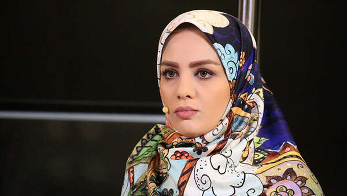 بیوگرافی مبینا نصیری مجری چهره عروسکی صدا و سیما+عکس‌های خصوصی