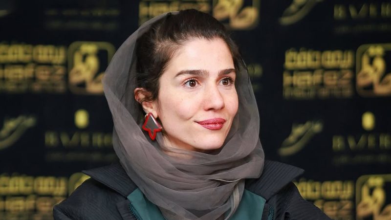 قاب امروز| استایل خاص بازیگران در سومین جشن ‌تئاتر و موسیقی علی معلم