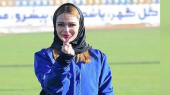 بیوگرافی مونا ثریابین فوتبالیست چهره عروسکی ایران+ عکس‌های خصوصی
