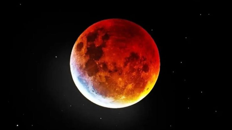 دیدنی امشب| اولین تصویر از ماه گرفتگی ۱۶ شهریور