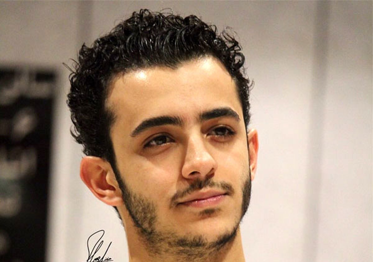 رونمایی علی شادمان از مادر کم سن و سال و خواهر جوانش +عکس/ چه مامان و خواهر مهربونی