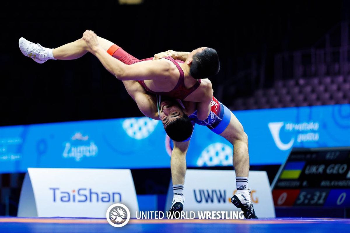 ساعت مسابقه کشتی پیام احمدی، غلامرضا فرخی و امین میرزازاده در فینال مسابقات جهانی