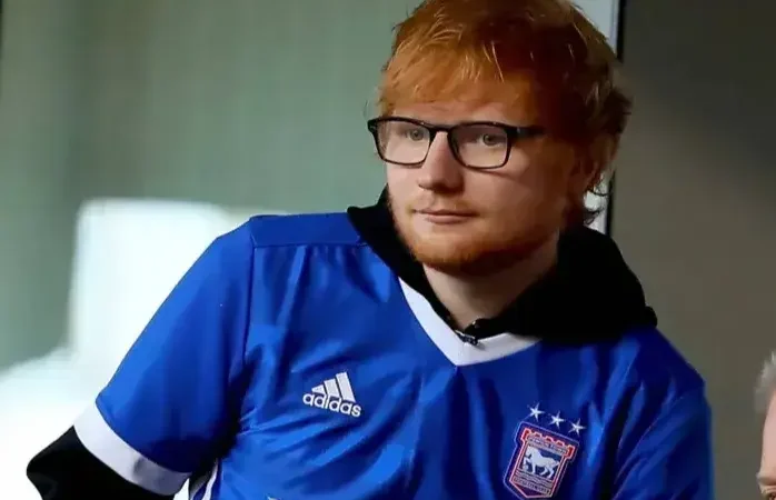 ستاره جهانی پاپ دنیا به بارسلونا پیوست