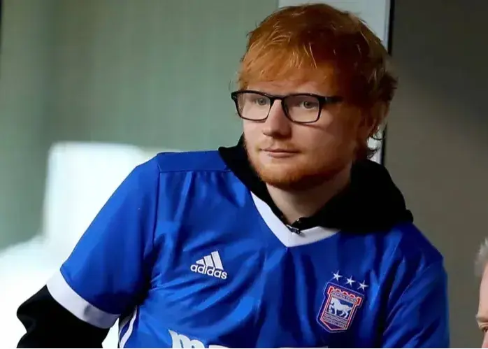 ستاره جهانی پاپ دنیا به بارسلونا پیوست