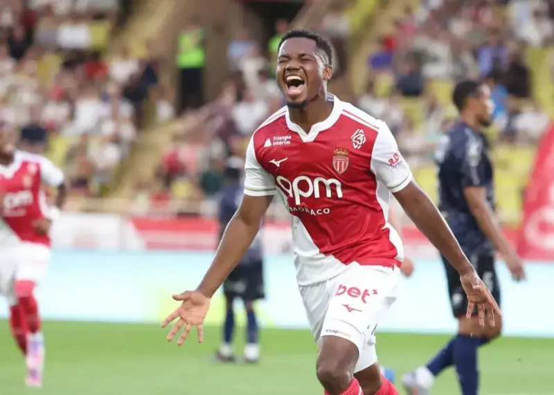 آنسو فاتی فرانسه را به آتش می‌کشد!