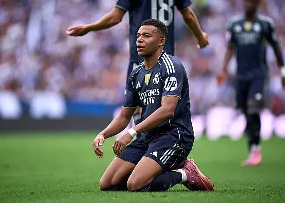 امباپه: رنج کشیدیم، پا پس نکشیدیم