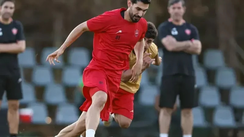 چشم‌ها به ساق شکاری برای اولین گل