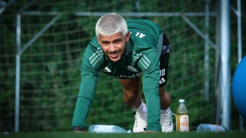 قایدی برگشت، با شماره 10 آبی! (عکس)