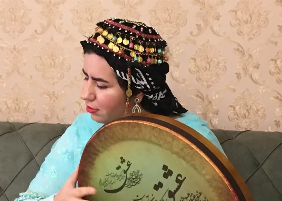 نگاهی به کیک تولد 27 سالگی صهبا شرافتی بازیگر سریال نون خ با خلاقیت تحسین برانگیز اوستا قناد تهرانی/ مبارکا باشه😍