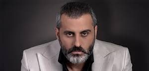 تصویری از اعلامیه ترحیم مادر علیرام نورایی/ روحش شاد و یادش گرامی