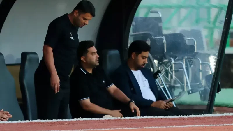 اخباری روی ویلچر هم تیمش را رها نکرد! (عکس)