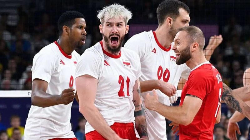 استارت نه چندان ساده مدعی اول قهرمانی جهان