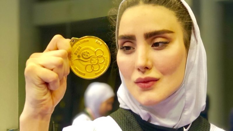 نگاه روز | مریم محبی، شهربانو دامغان نژاد، شبنم قلی خانی، امیر رضا رفیعی و همسرش و اکبر عبدی